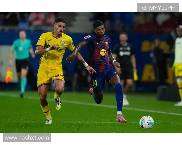 赫塔菲与多特蒙德激战在即谁能在欧战舞台上笑到最后